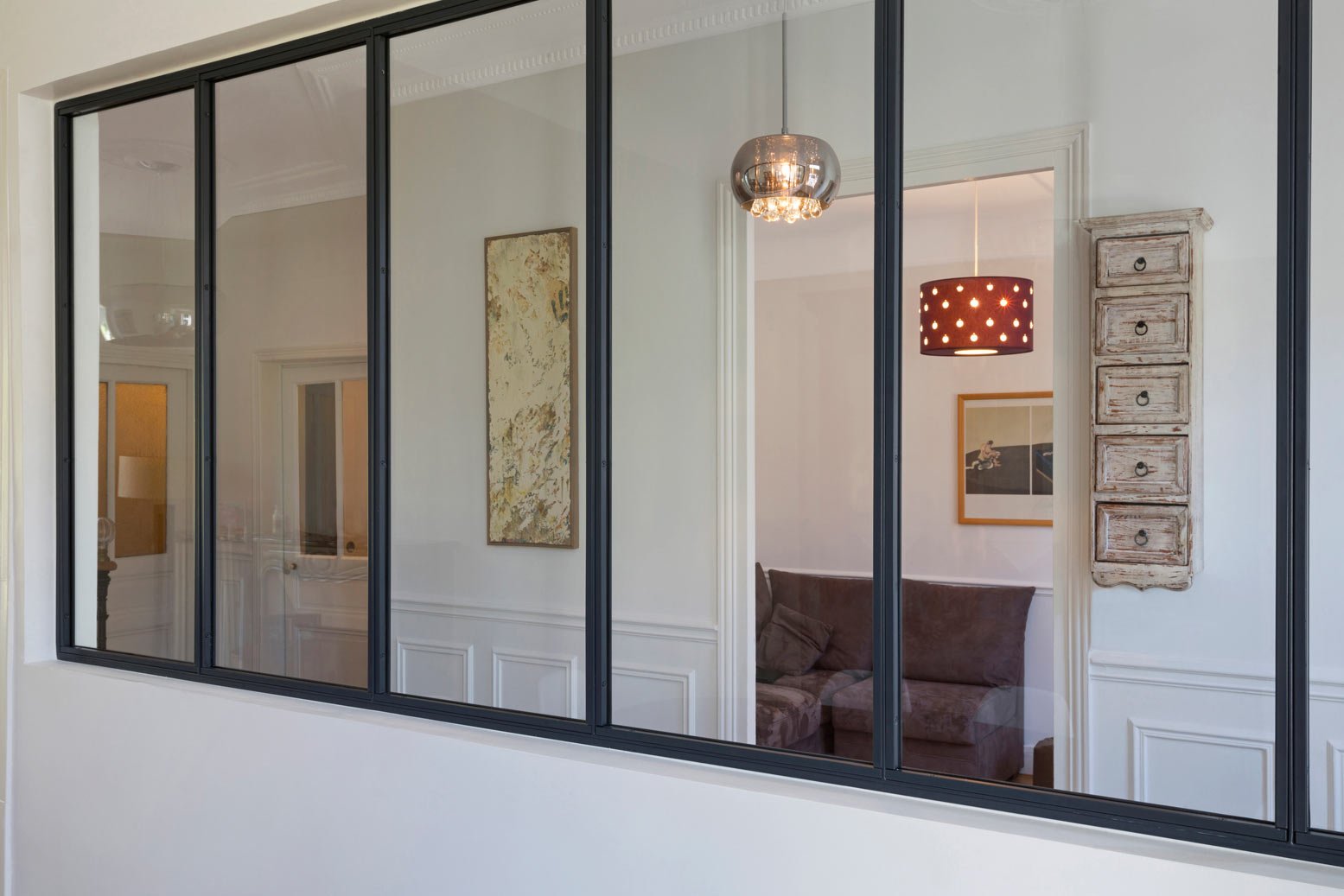 découvrez comment choisir la verrière idéale pour votre couloir afin d'optimiser la lumière naturelle et agrandir visuellement votre espace.