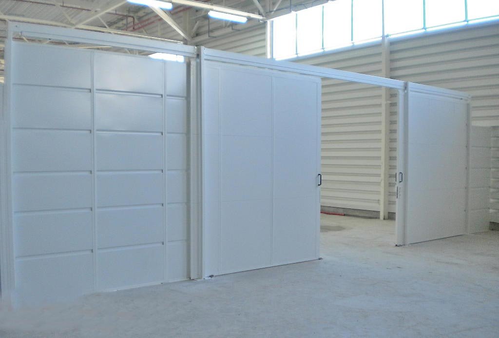 découvrez nos cloisons atelier en acier sur mesure à paris et en île-de-france, alliant robustesse et design pour un espace de travail moderne et personnalisé.