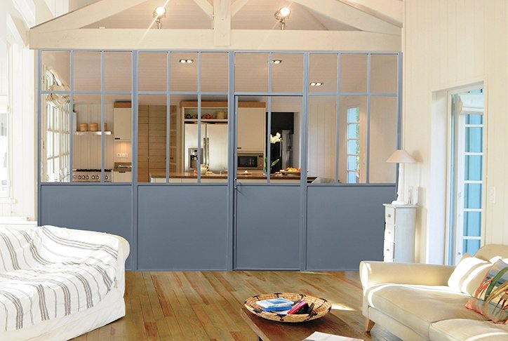 découvrez notre cloison coulissante verrière élégante, une solution design et pratique pour séparer vos espaces tout en apportant luminosité et modernité à votre intérieur.