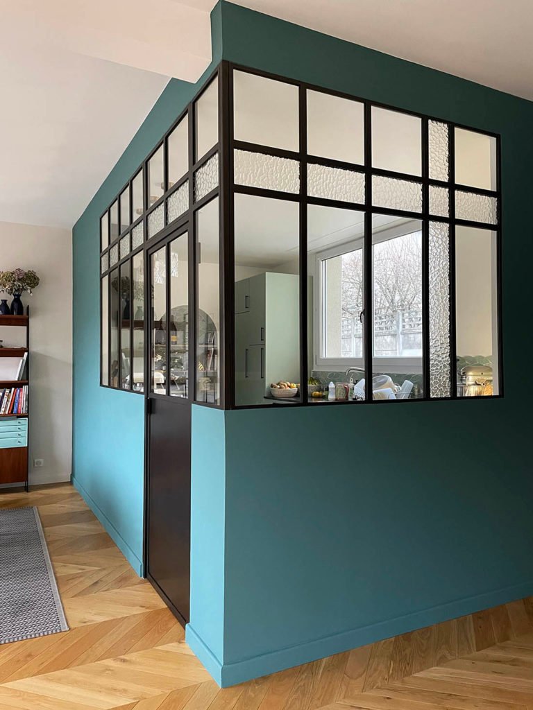 découvrez nos conseils experts pour choisir une porte verrière acier sur mesure avec mds déco en île-de-france. alliez élégance et fonctionnalité pour sublimer votre intérieur.