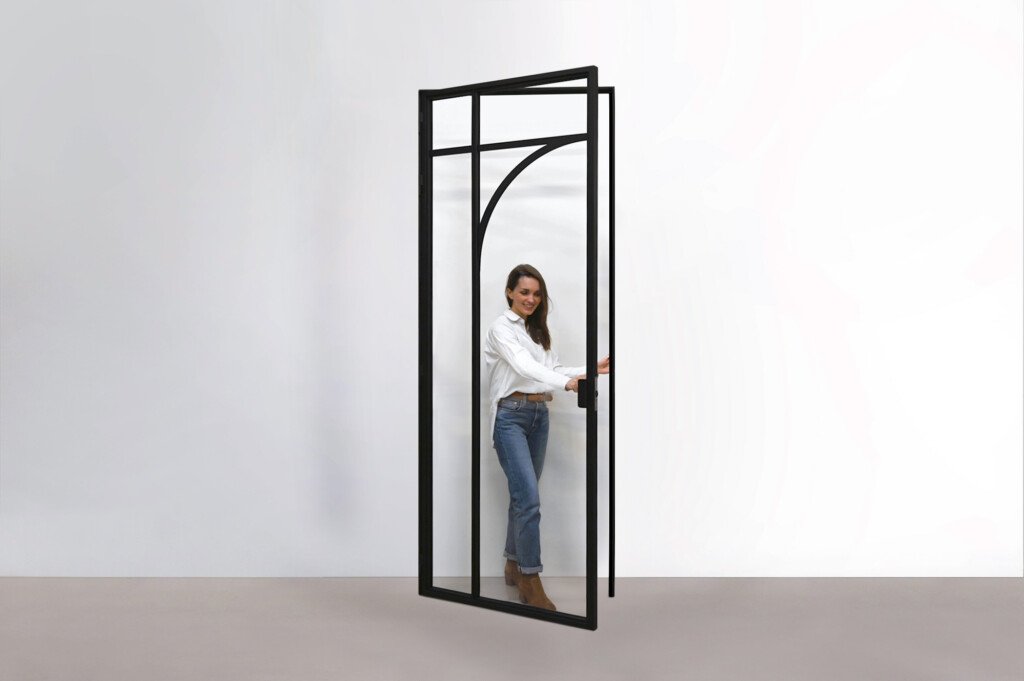 découvrez notre porte verrière sur mesure en acier, idéale pour sublimer votre salle de bain avec élégance et robustesse. design personnalisé et qualité garantie.