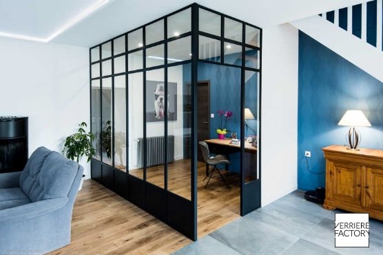 découvrez notre large gamme de séparateurs verrière à paris et en île-de-france, alliant élégance et fonctionnalité pour transformer vos espaces de manière moderne et lumineuse.